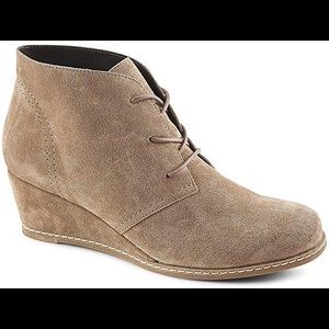 Bjorndal Rachel Wedges Like New Sz 7.5 ✨